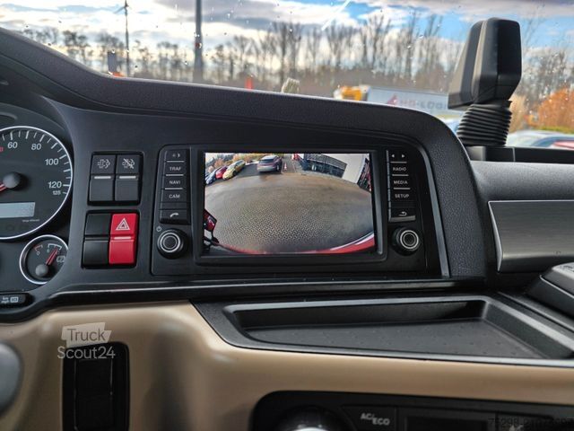 Swap body truck MAN TGX 26.460 6x2/Intarder/Standklima/Totwinkelkam.