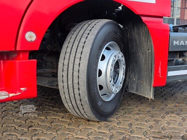 Swap body truck MAN TGX 26.460 6x2/Intarder/Standklima/Totwinkelkam.