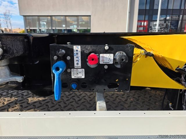 Swap body semitrailer KRONE SD / Liftachse