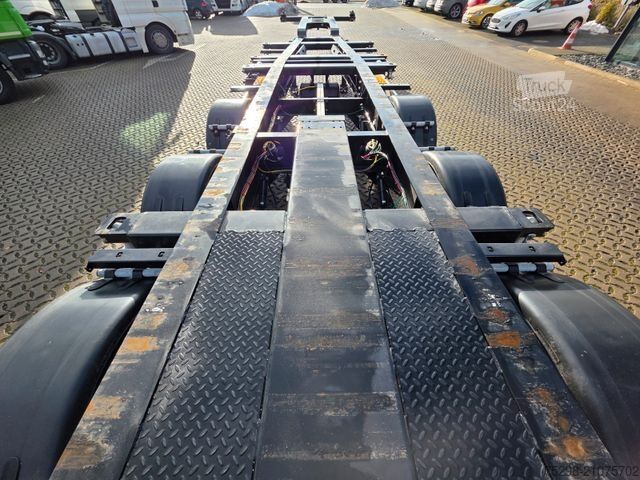 Swap body semitrailer KRONE SD / Liftachse