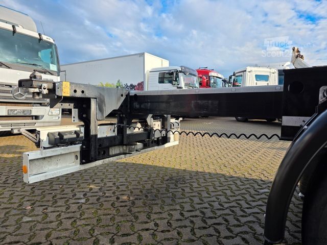 Swap body semitrailer KRONE SD / Liftachse