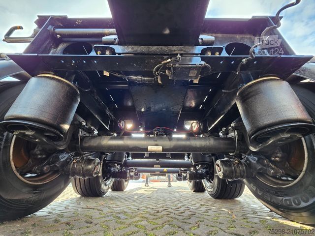 Swap body semitrailer KRONE SD / Liftachse