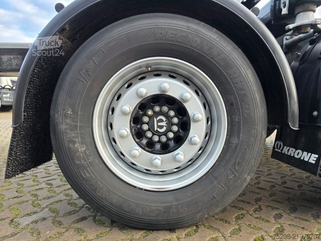 Swap body semitrailer KRONE SD / Liftachse / Teleskop / 11.908 - 13.403