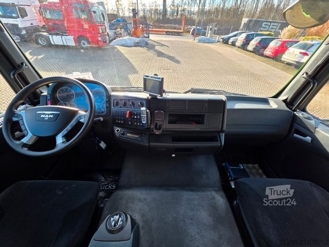 Tanker truck MAN TGX 26.340 6x2-4 BL