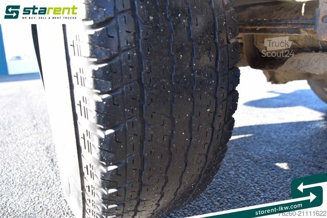 Pick-up varevogn NISSAN Navara 2,5 Di AHK 3T Allrad Doppelkabine Hardtop