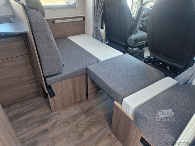 Caravana semiintegrada CARADO T338 S /MJ26 /Automatik/5Personen