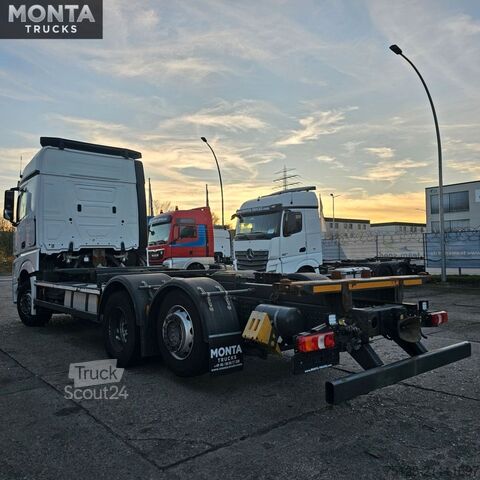 Mainomas kėbulo sunkvežimis MERCEDES-BENZ Actros 2543, Retarder, Liftachse, AHK