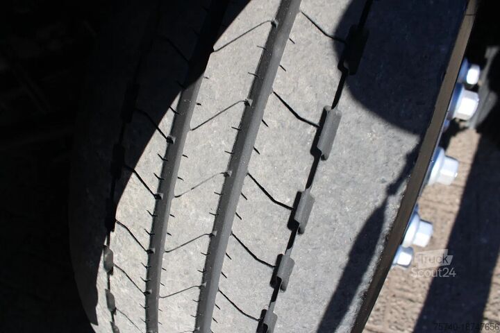 Padrão-SZM MAN TGX 19.420 + SPOILER