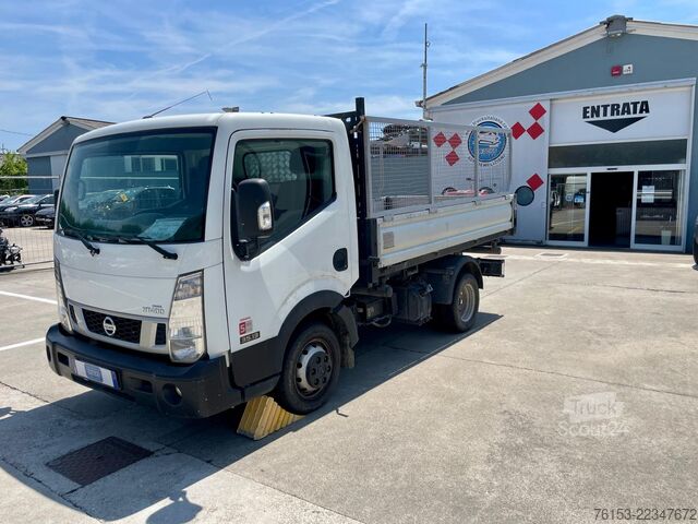 Trosmerni kiper Nissan NT 400