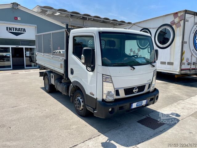Trosmerni kiper Nissan NT 400