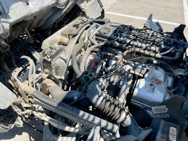 Trosmerni kiper Nissan NT 400