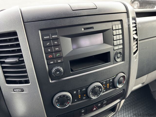 Minibus VW Crafter Kombi 35 kurz L1H1 Facelift PDC Standh.