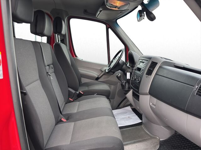 Minibus VW Crafter Kombi 35 kurz L1H1 Facelift PDC Standh.