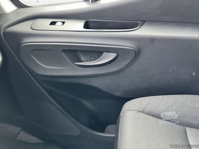 Fourgon tôlé Mercedes-Benz Sprinter 317 CDI Kasten Hochdach Standard AHK