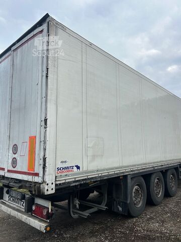 Semi-remorque fourgon Schmitz Cargobull SCB S3D
