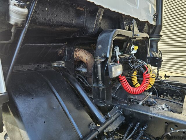 Standaard-SZM DAF 3300 4x2