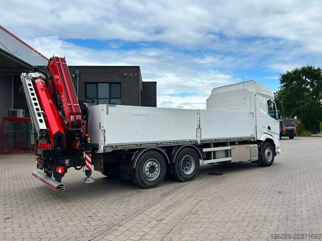 Macara montată pe camion DAF XF 480 Baustoffpritsche mit Fassi Ladekran F235