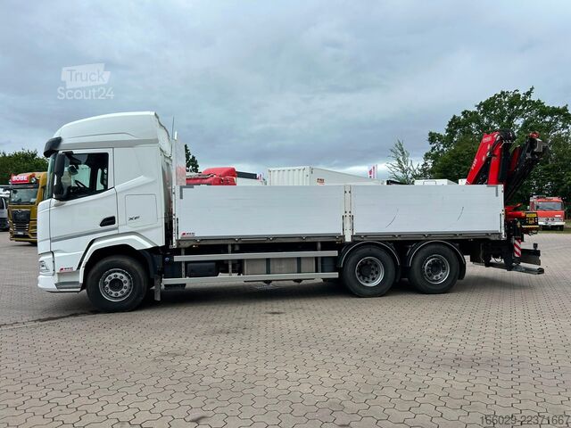 Macara montată pe camion DAF XF 480 Baustoffpritsche mit Fassi Ladekran F235