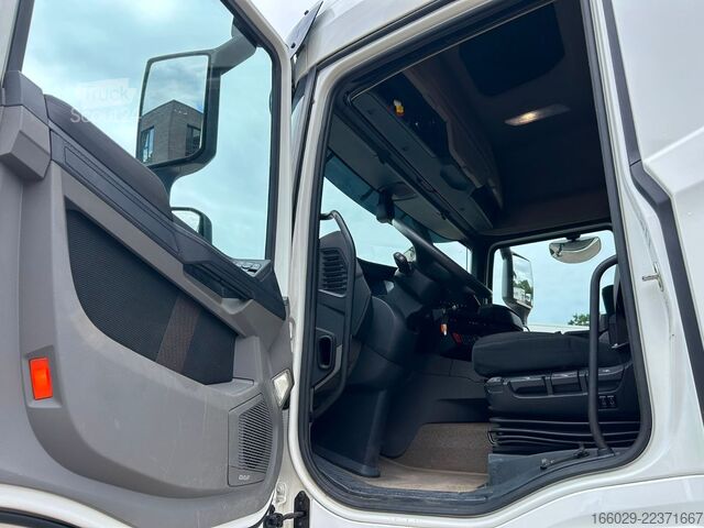 Macara montată pe camion DAF XF 480 Baustoffpritsche mit Fassi Ladekran F235