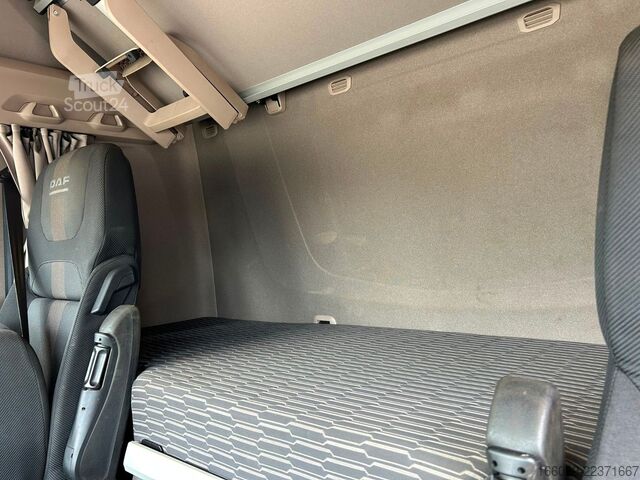 Macara montată pe camion DAF XF 480 Baustoffpritsche mit Fassi Ladekran F235