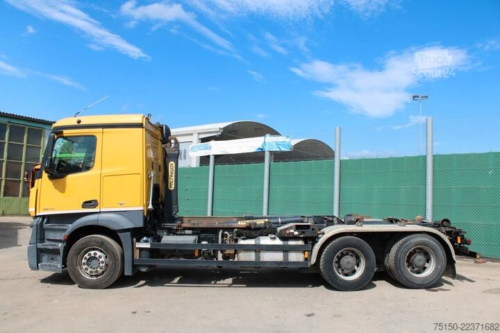 Камион с кука за контейнери MERCEDES-BENZ 2642 6x4 BL PALFINGER T20-31 MPA Nr: 525