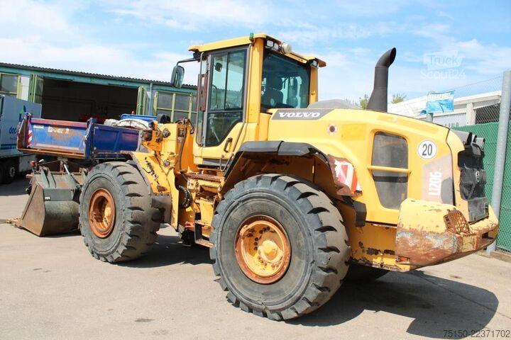 Hjullæsser VOLVO L120G - Greifschaufel - Nr.: 320