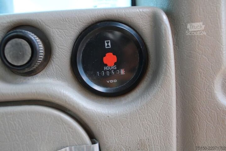 Hjullæsser VOLVO L120G - Greifschaufel - Nr.: 320