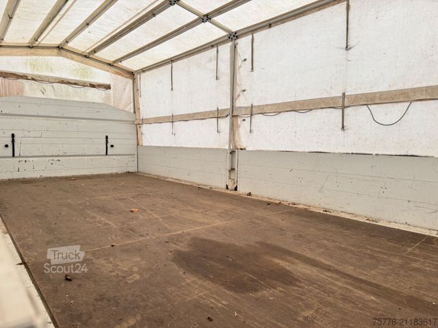 شاحنة بمسطحة ومشمع IVECO 140 E240  Eurocargo 4x4 Miltär Camper Expedition