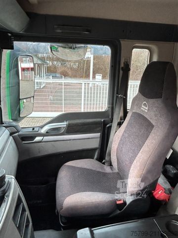 Concrete mixer truck MAN 32.420 TGS Stetter Betonmischer 9m³