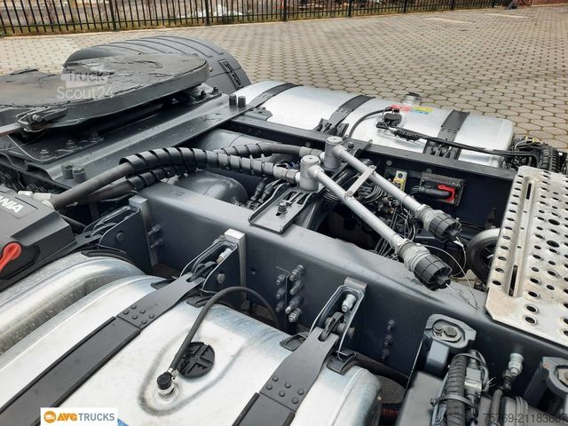 Camião de materiais perigosos SCANIA R 460 2-Kreis-Kipphyd Retarder Standklima 2xTank