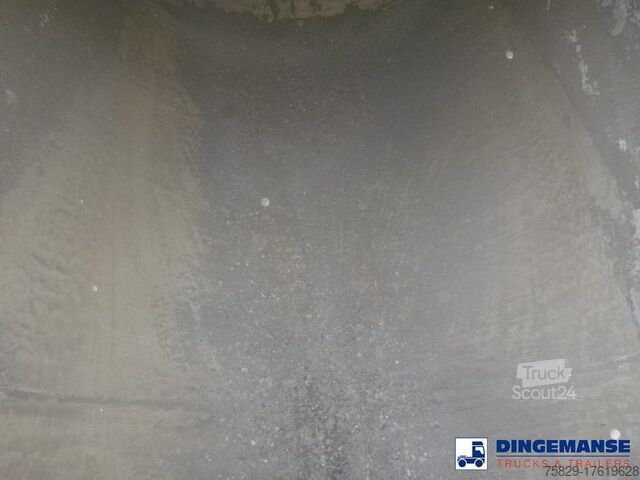 Silo Feldbinder Powder tank alu 60 m3 / Compressor diesel engine.