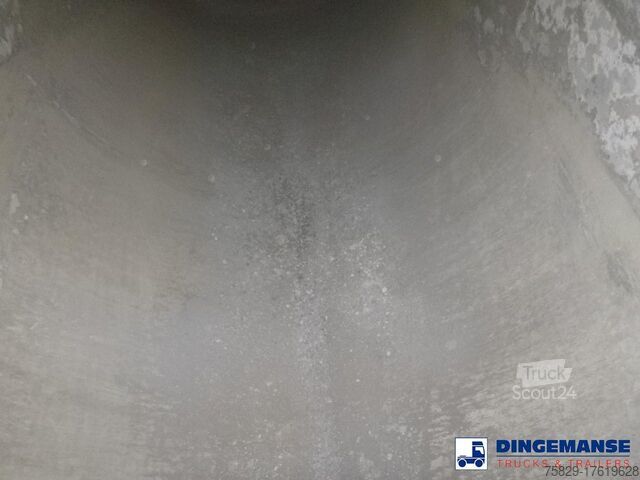 Silo Feldbinder Powder tank alu 60 m3 / Compressor diesel engine.