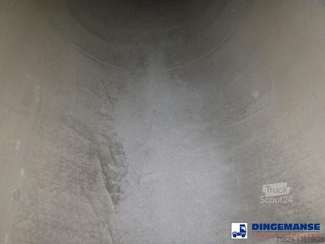 Silo Feldbinder Powder tank alu 60 m3 / Compressor diesel engine.