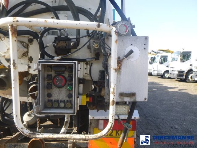 Veículo de aspiração Foden S108R 8x4 RHD Huwer vacuum tank 15.5 m3