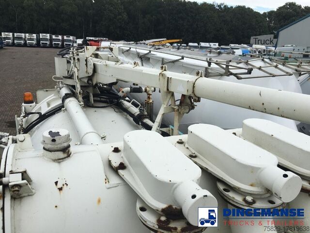 Veículo de aspiração Foden S108R 8x4 RHD Huwer vacuum tank 15.5 m3