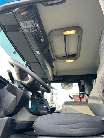 Kroklastebil MAN 26.510 Wechselsystem Abroller+PK19001+Container