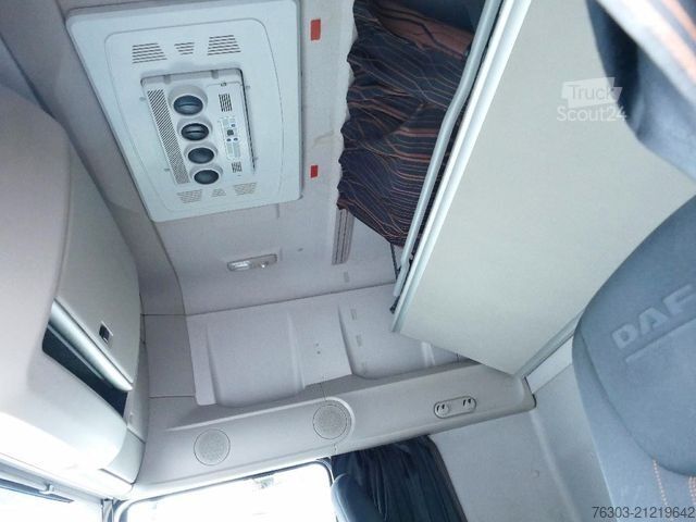 Standard tractor unit DAF XF 480   SuperspaceCab*STANDKLIMA*