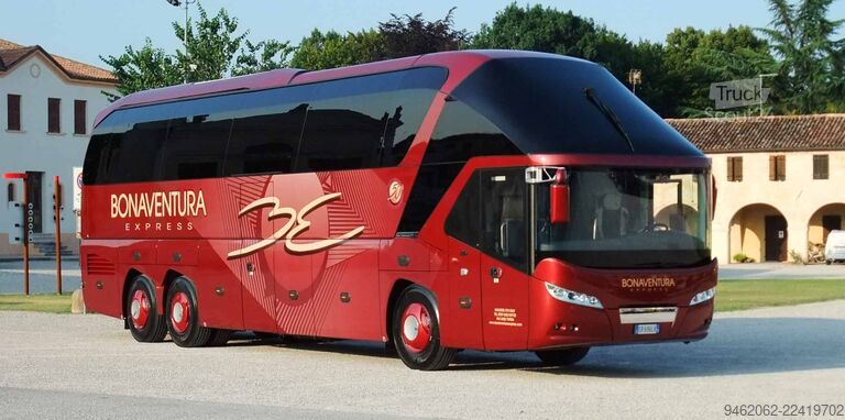 Turistični avtobus Neoplan Starliner P11