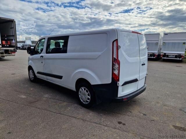 Transporter mit Koffer Ford Transit CUSTOM 6 PLACES