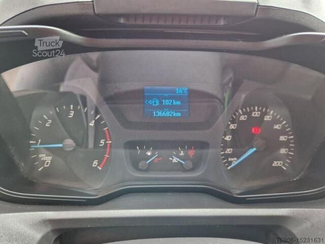 Transporter mit Koffer Ford Transit CUSTOM 6 PLACES