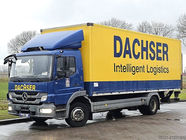 Suitcase MERCEDES-BENZ ATEGO 1229 MANUAL TAILLIFT