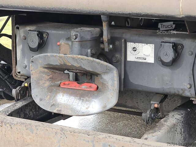 Suitcase MERCEDES-BENZ ATEGO 1229 MANUAL TAILLIFT