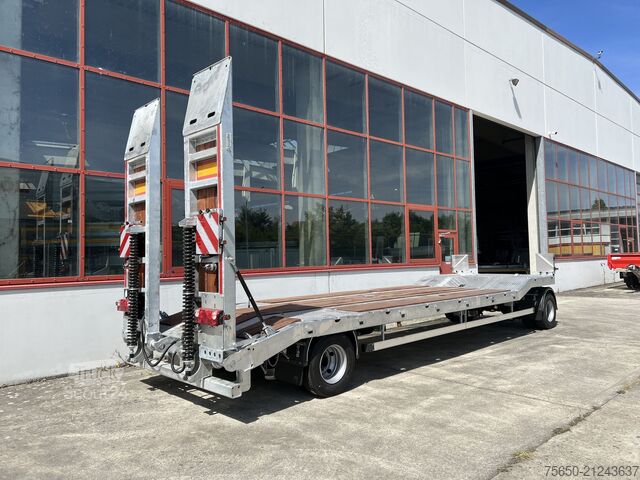 Low loader trailer Möslein T 2 Schwebheim  Neuer 2 Achs Tieflader- Anhänger, Verbreiterung