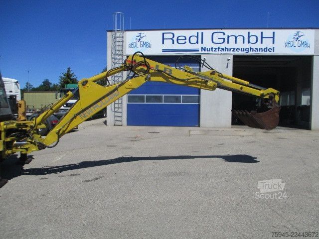Retroexcavadora NEW HOLLAND LB 115-4PS, Reifen neuwertig