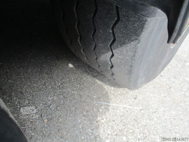 Otvorený náves s plachtou SCHWARZMÜLLER J-Serie, Liftachse, LBW