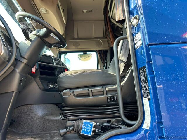 Standardní tahač DAF XF 450 FT Super Space Cab Hydraulik Euro 6