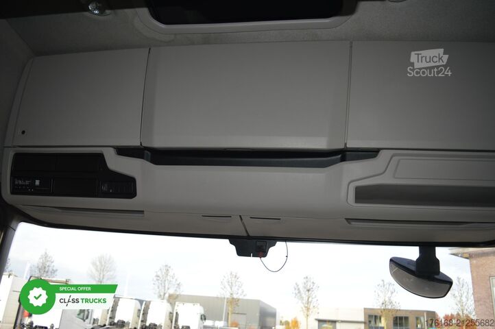 Standard tractor unit SCANIA R460 CR20H Adaptive Cruise Control