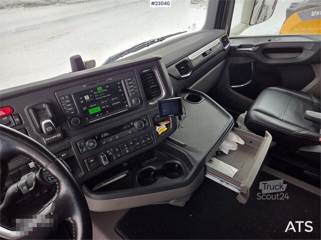 Vinç kamyonu Scania R500 8x4 flatbed truck with 23 t/m Palfinger crane