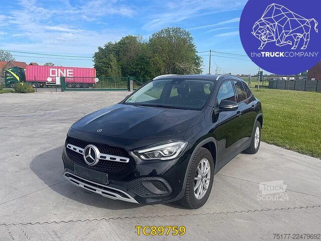 Mercedes-Benz GLA 200 D Mercedes-Benz GLA 200 D