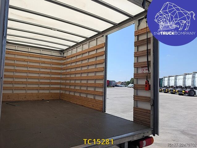 куфар Renault Master 2.2 DCI KOFFER MET LIFT